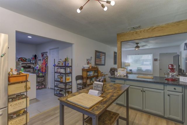 604 26th Avenue, Mineral Wells, TX 76067