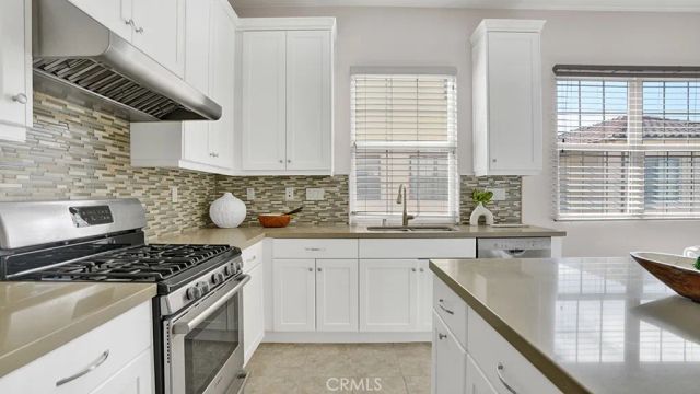 102 Painted Trellis, Irvine, CA 92620