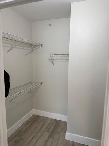 6400 Emerald Dunes Drive 301, West Palm Beach, FL 33411