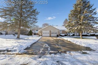 3141 Pinegate Drive, Flushing, MI 48433
