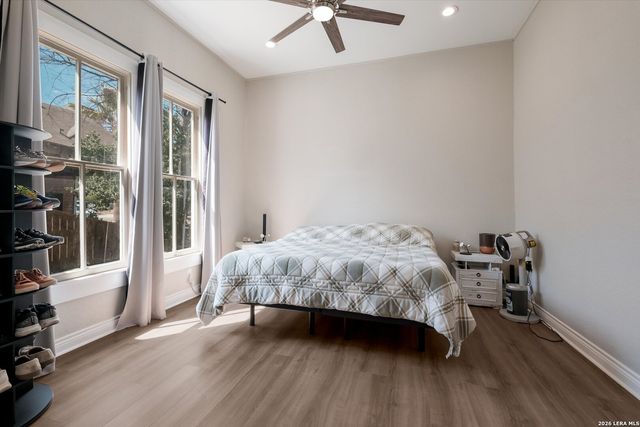 930 Hays, San Antonio, TX 78202