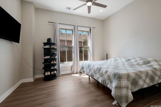 930 Hays, San Antonio, TX 78202