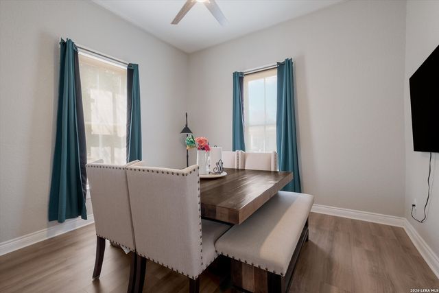 930 Hays, San Antonio, TX 78202