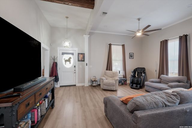 930 Hays, San Antonio, TX 78202