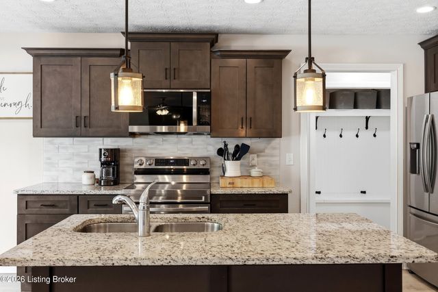 69 Mount Carmel Blvd, Rineyville, KY 40162