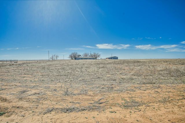 11 Co Rd 110, Olton, TX 79064