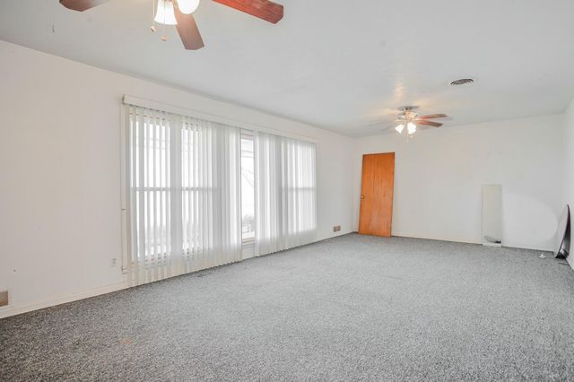 11 Co Rd 110, Olton, TX 79064