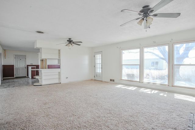 11 Co Rd 110, Olton, TX 79064