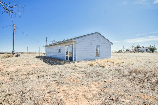 11 Co Rd 110, Olton, TX 79064