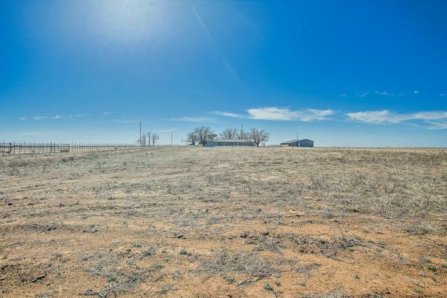 11 Co Rd 110, Olton, TX 79064