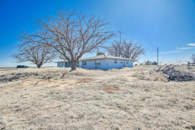 11 Co Rd 110, Olton, TX 79064