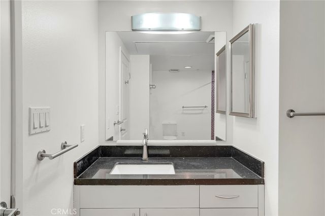 267 S San Pedro 217, Los Angeles, CA 90012