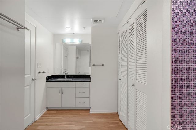 267 S San Pedro 217, Los Angeles, CA 90012