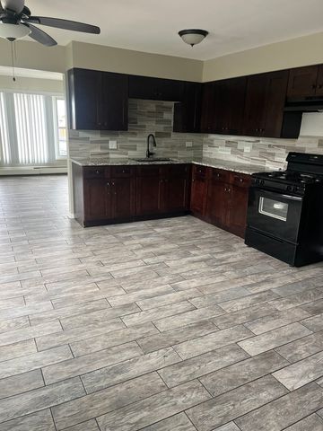 9701 W Ridgeland Avenue 3, Oak Lawn, IL 60453