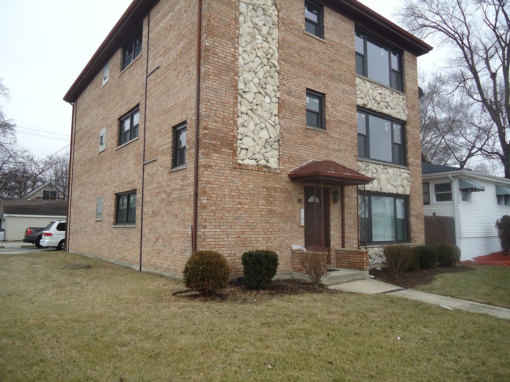 9701 W Ridgeland Avenue 3, Oak Lawn, IL 60453