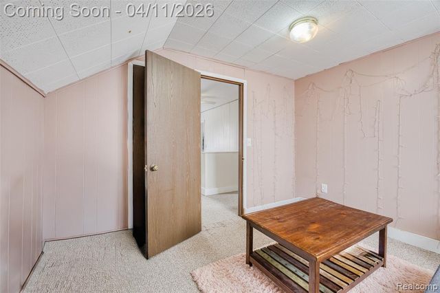 13499 Wesley Street, Southgate, MI 48195