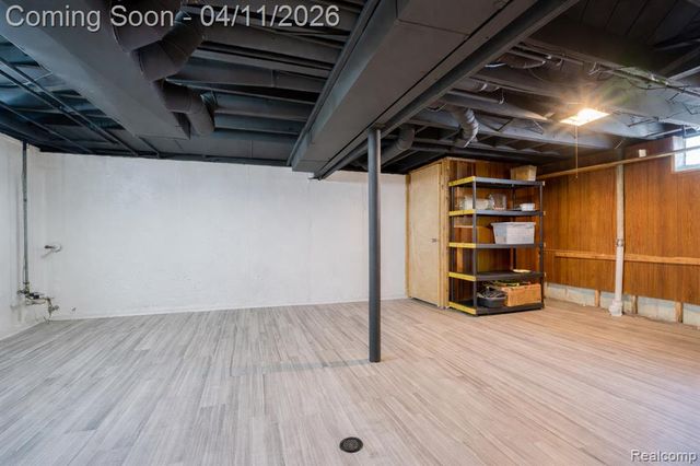 13499 Wesley Street, Southgate, MI 48195