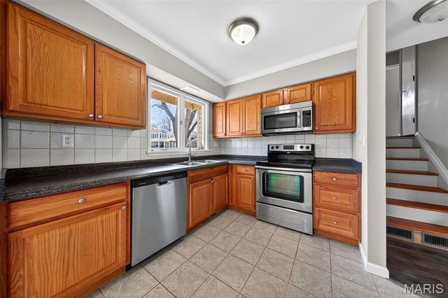 1226 Cottagemill Drive, Manchester, MO 63021