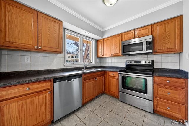 1226 Cottagemill Drive, Manchester, MO 63021