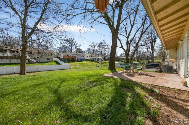 1226 Cottagemill Drive, Manchester, MO 63021