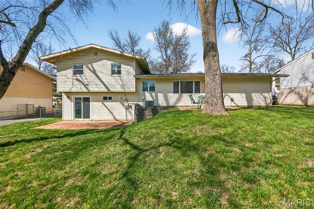 1226 Cottagemill Drive, Manchester, MO 63021