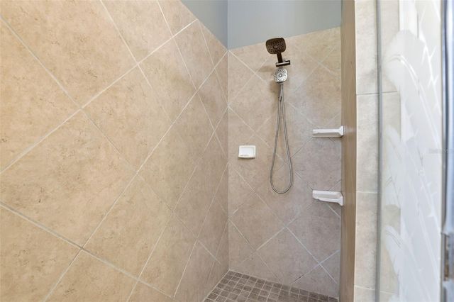 88 WEKIVA POINTE CIRCLE, Apopka, FL 32712