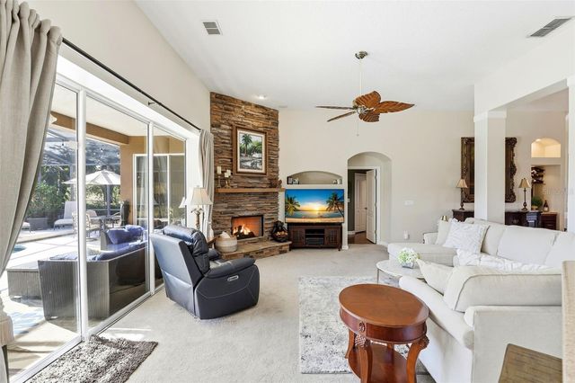 88 WEKIVA POINTE CIRCLE, Apopka, FL 32712