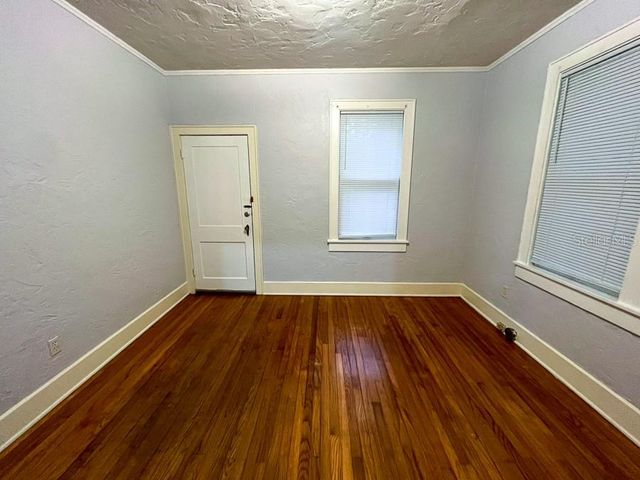 1118 NW 3RD AVENUE, Gainesville, FL 32601