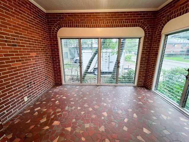 1118 NW 3RD AVENUE, Gainesville, FL 32601