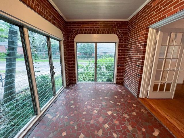 1118 NW 3RD AVENUE, Gainesville, FL 32601