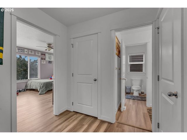 8445 Sw 195TH Pl, Beaverton, OR 97007