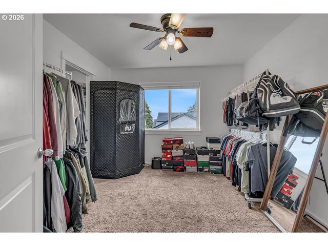 8445 Sw 195TH Pl, Beaverton, OR 97007