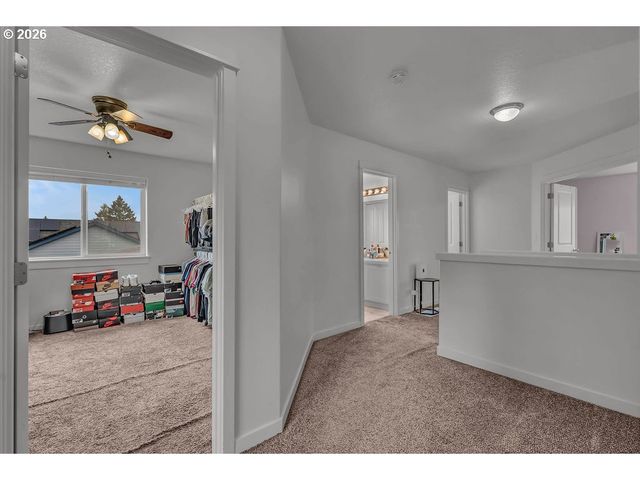8445 Sw 195TH Pl, Beaverton, OR 97007