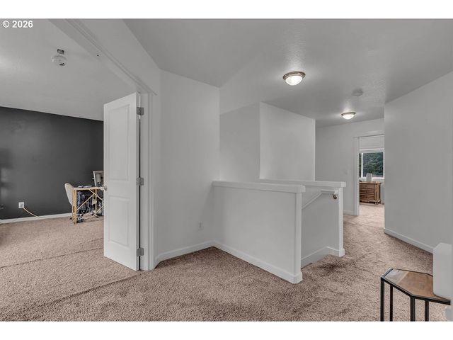 8445 Sw 195TH Pl, Beaverton, OR 97007