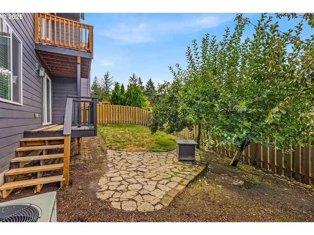 8445 Sw 195TH Pl, Beaverton, OR 97007