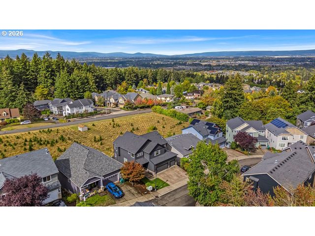 8445 Sw 195TH Pl, Beaverton, OR 97007