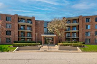 1405 E Central Road 316B, Arlington Heights, IL 60005