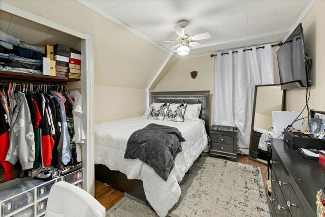 5 Pearl Ct, Methuen, MA 01844