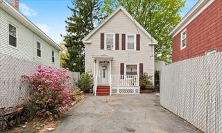 5 Pearl Ct, Methuen, MA 01844