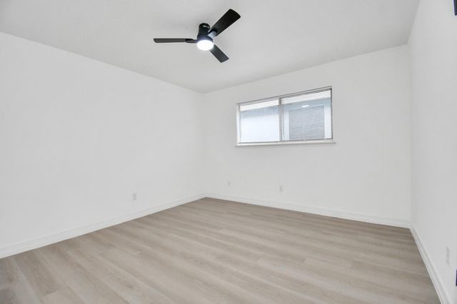 6258 Briar Glade Drive, Houston, TX 77072