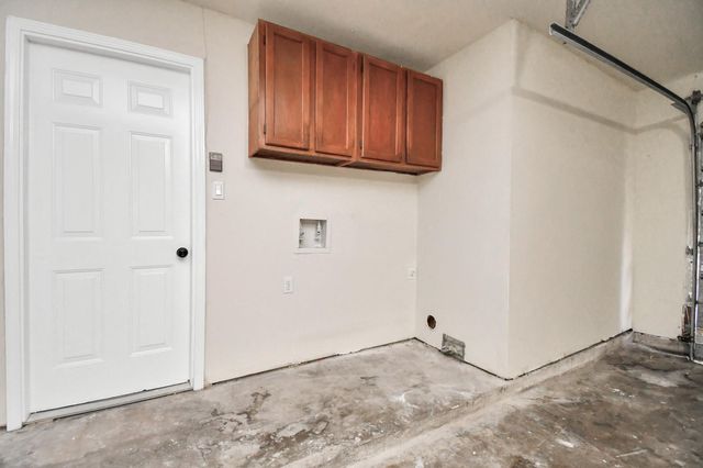 6258 Briar Glade Drive, Houston, TX 77072