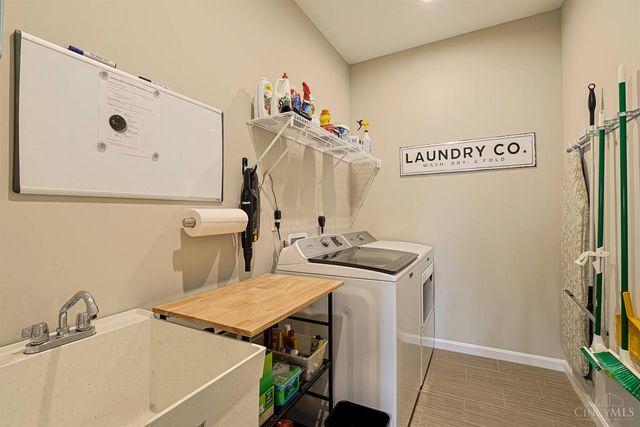 1391 Brookchase Circle, Hamilton Twp, OH 45039