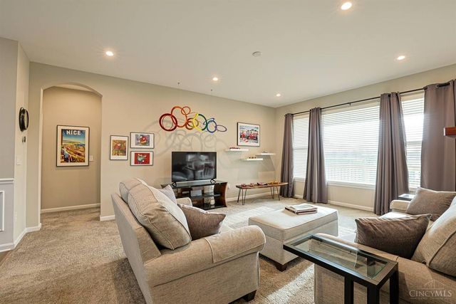 1391 Brookchase Circle, Hamilton Twp, OH 45039