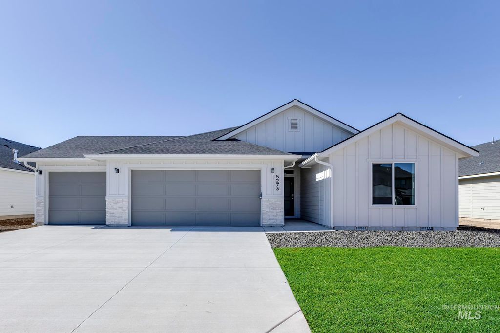 16790 Carlin Ave, Caldwell, ID 83607