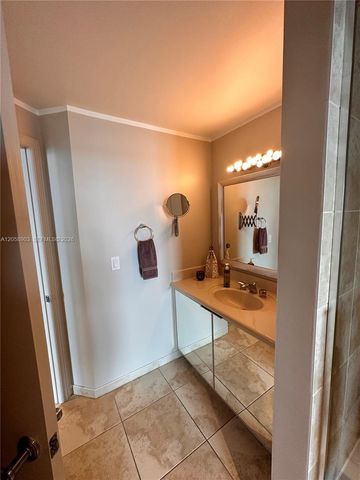 7900 Harbor Island Drive 1219, North Bay Village, FL 33141