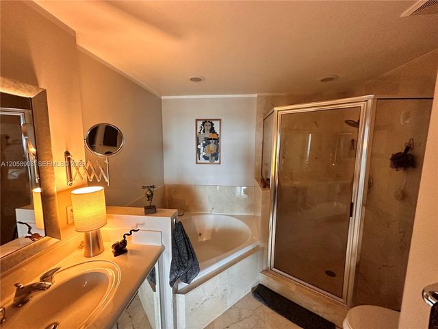 7900 Harbor Island Drive 1219, North Bay Village, FL 33141