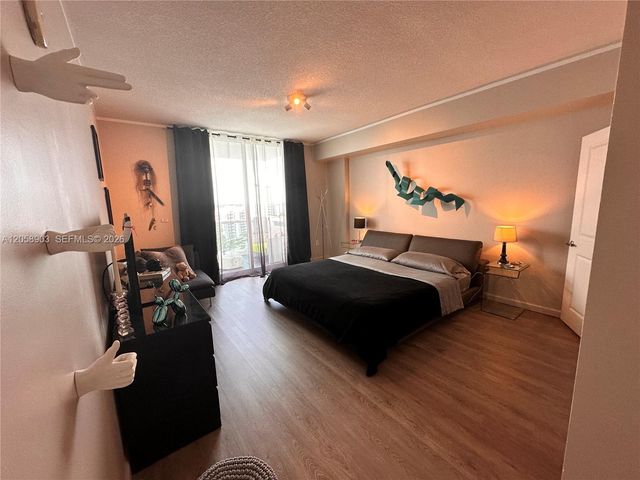 7900 Harbor Island Drive 1219, North Bay Village, FL 33141