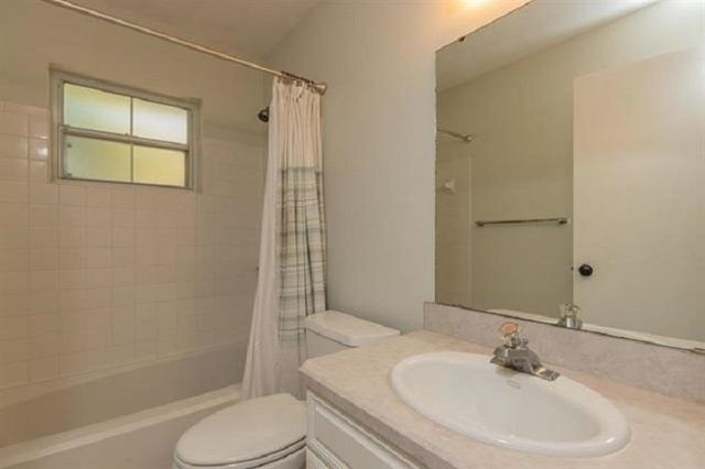 901 Mariana Pl, St Augustine, FL 32086