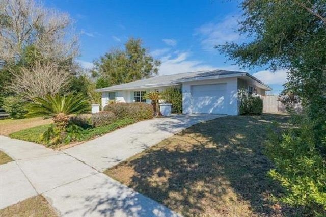 901 Mariana Pl, St Augustine, FL 32086