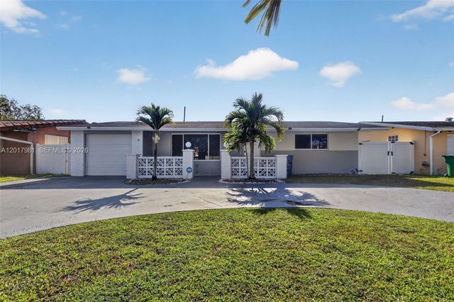 2625 Utopia Dr, Miramar, FL 33023